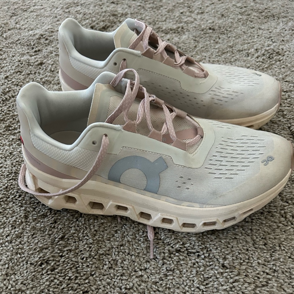 On Running Women's Athletic Shoes - Cream